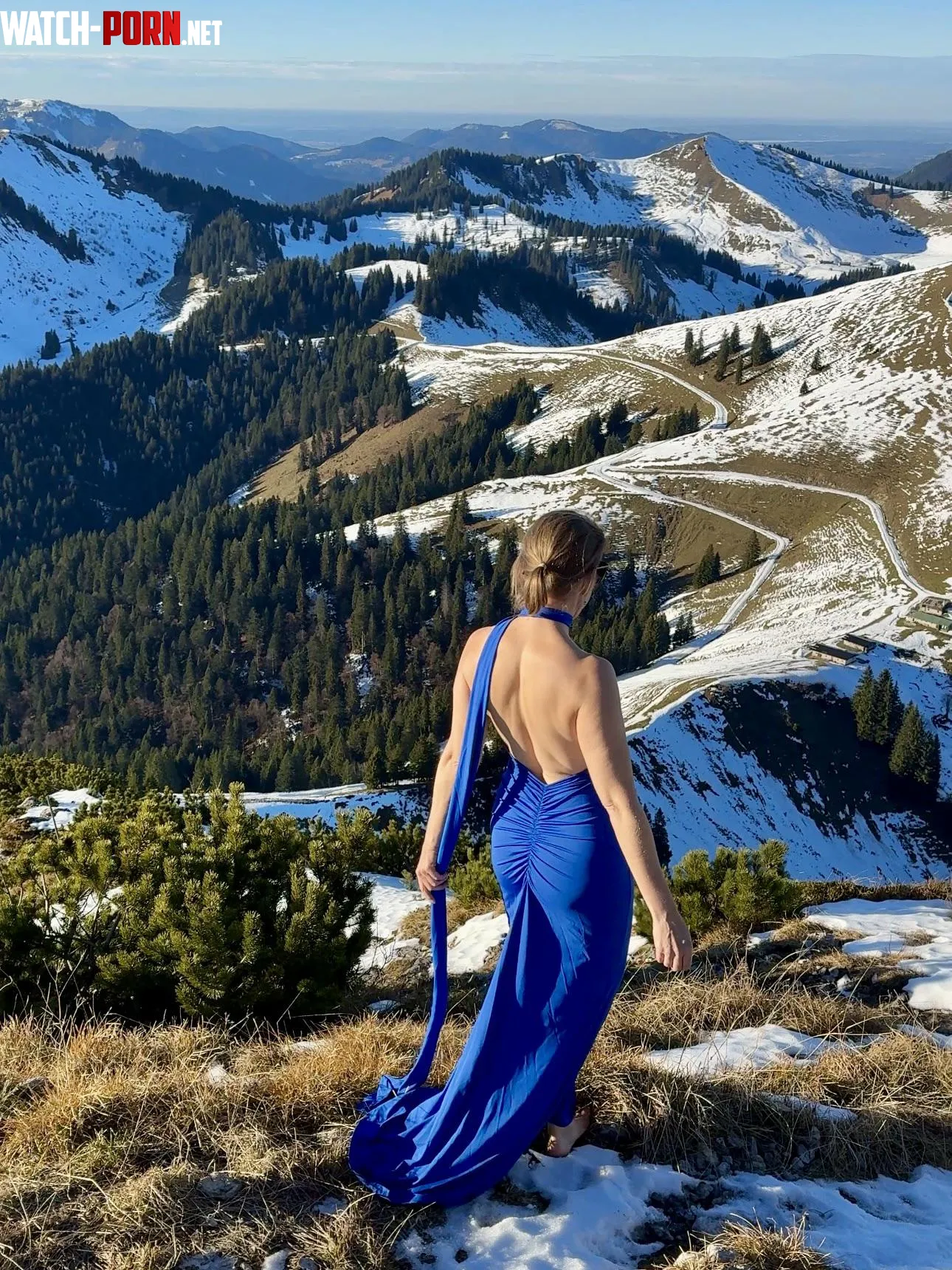 Curves and peaks. by Fernfairygoeswild