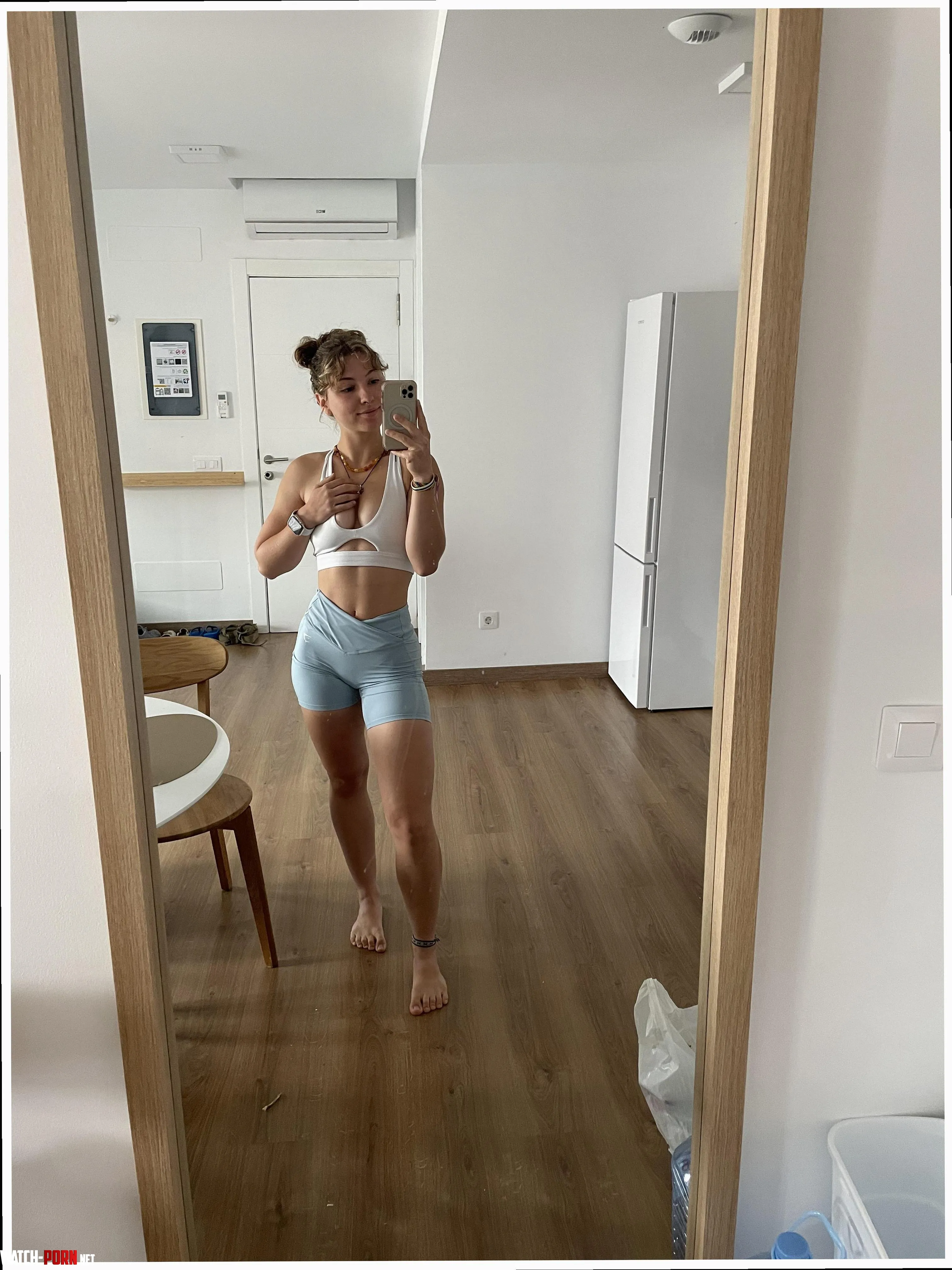 Ready for a beach workout hehe by whitney_whisper_06