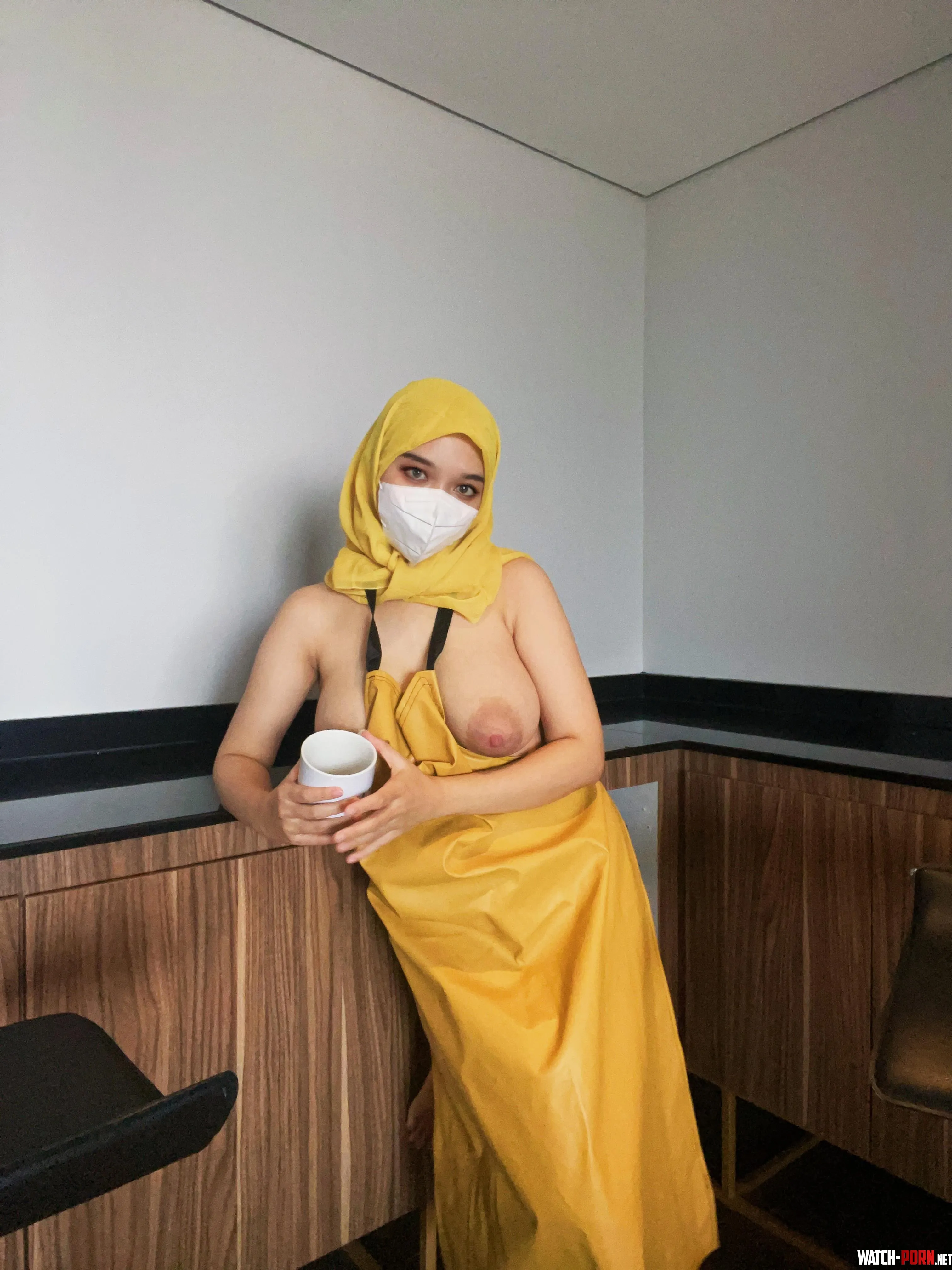 A hijab girl ready to risk everything for a non-muslim man by outfittrivial