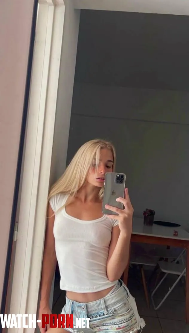 Cute outfit by EuphoricEditor5133