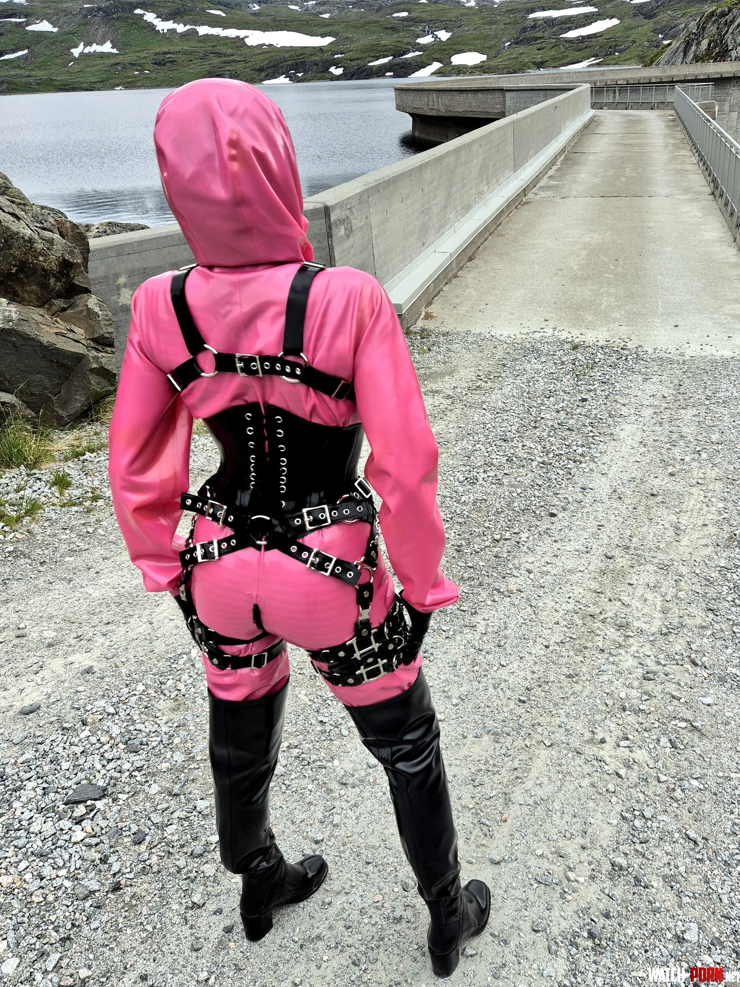 Weird outdoor fetish fun... by LatexLovingLady