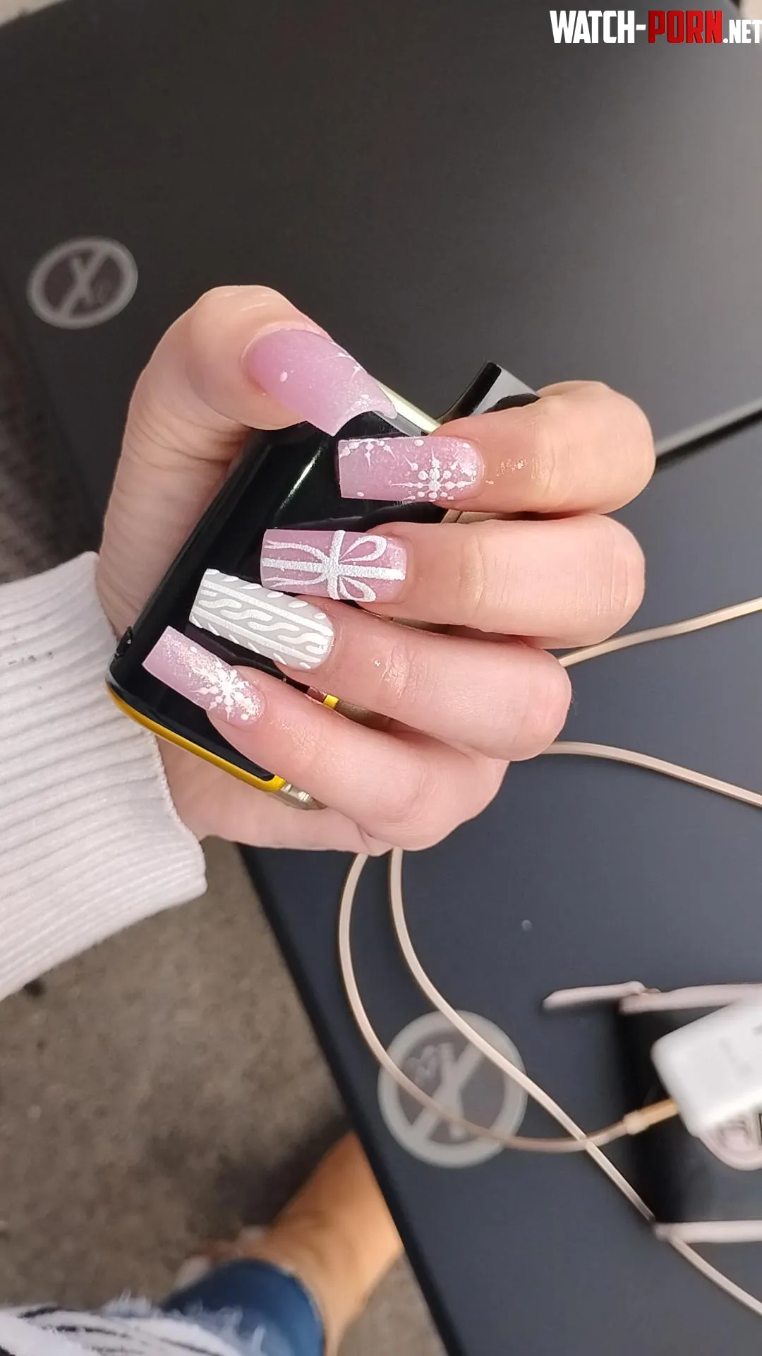 pinkmas ❄️ 🩷 by Busty_Sum