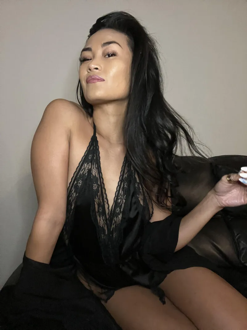 Thumbnail Attention-Grabbing Mood Quietly: A Journey by sunshineonlyxo | onlyfanschicks