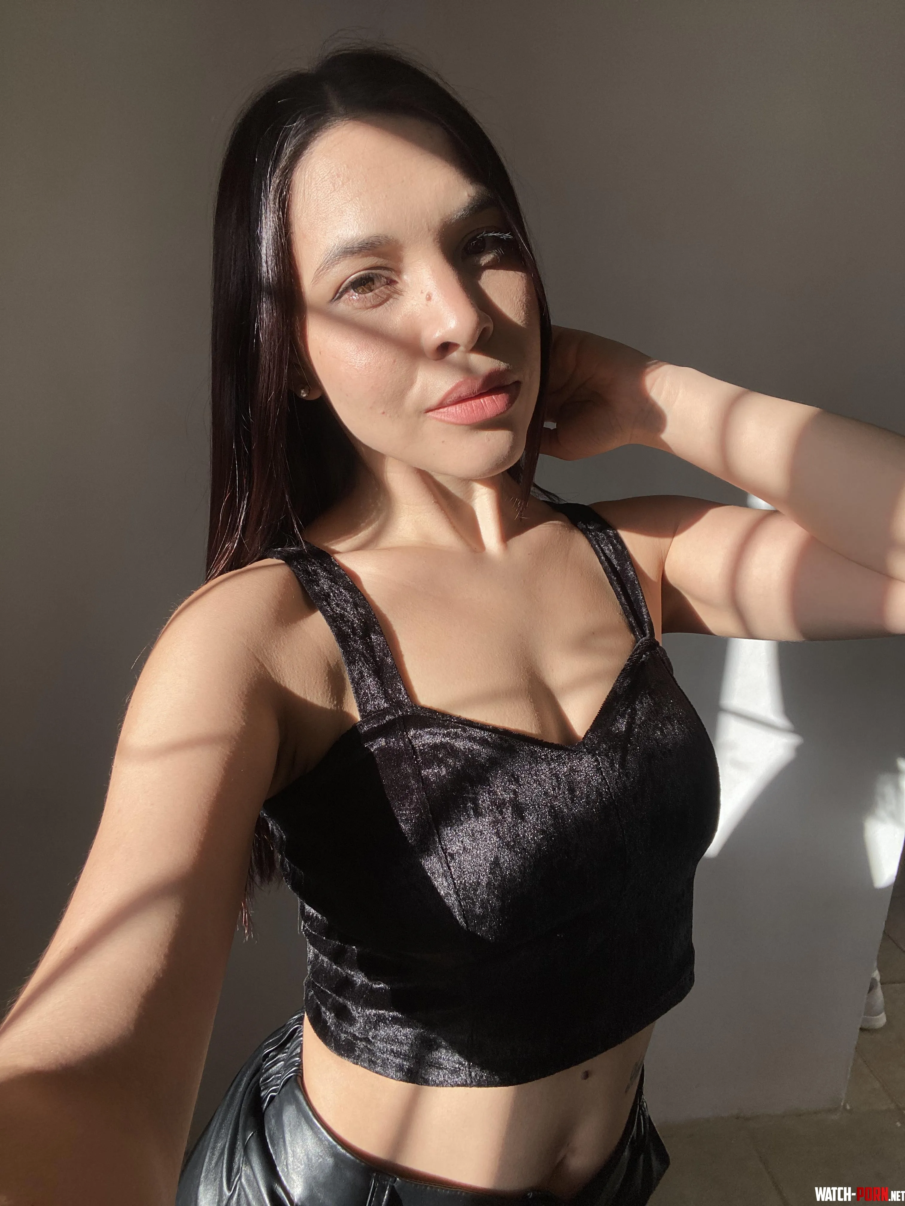 Do you think my velvet top is soft? by Goddessred11