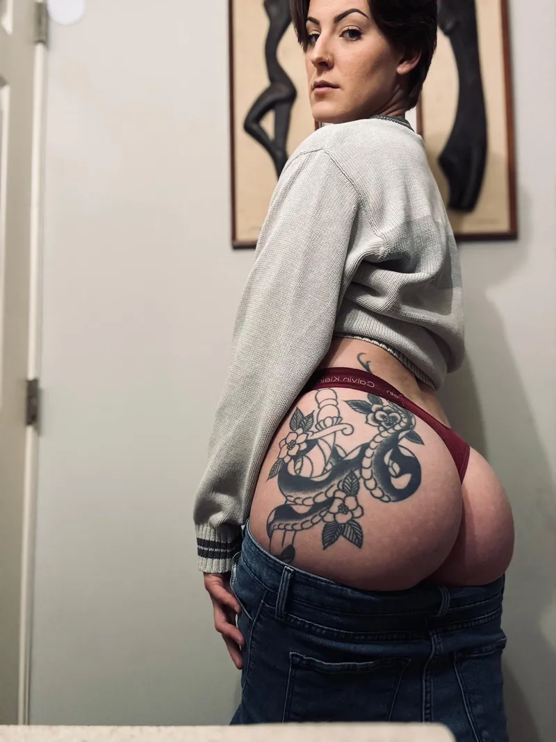 Thumbnail Shorthair, Tattoos, Calvin Klein Combo by _Pete_Dennis | Shorthairchicks Category