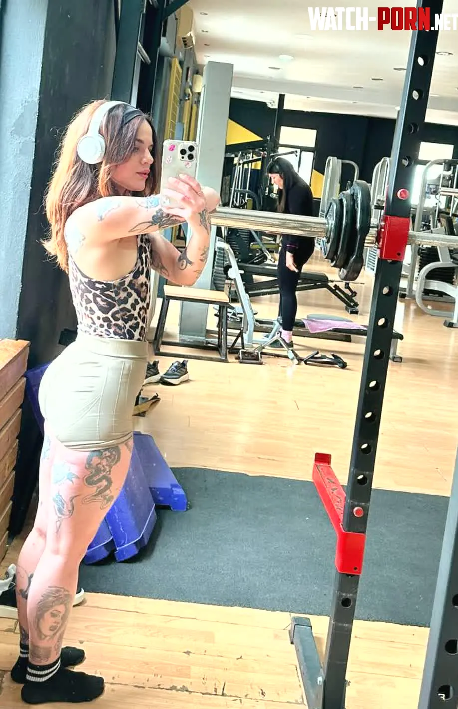 Eating lot of calories and somehow still pretty hard by thaliapole