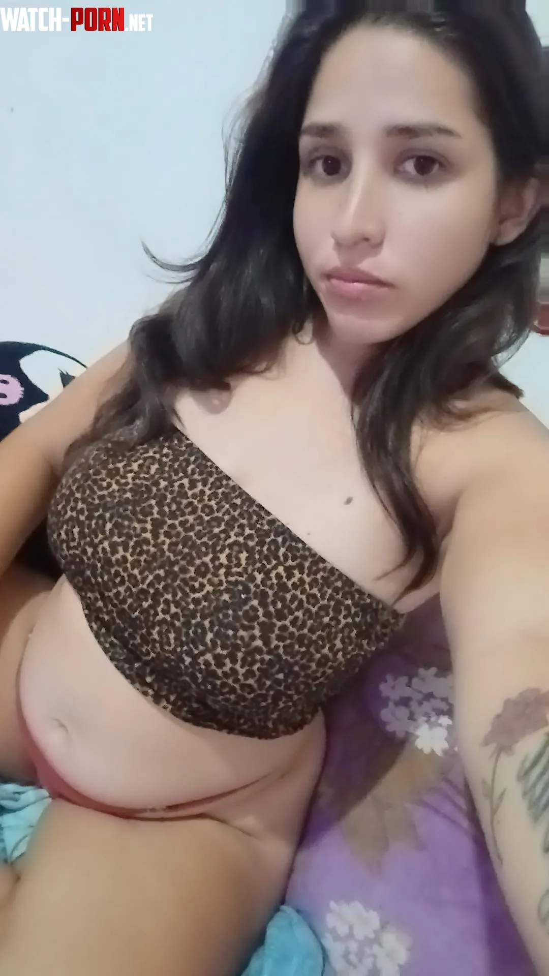 This is what a 10-week pregnant belly looks like. by Sad-Honeydew5247