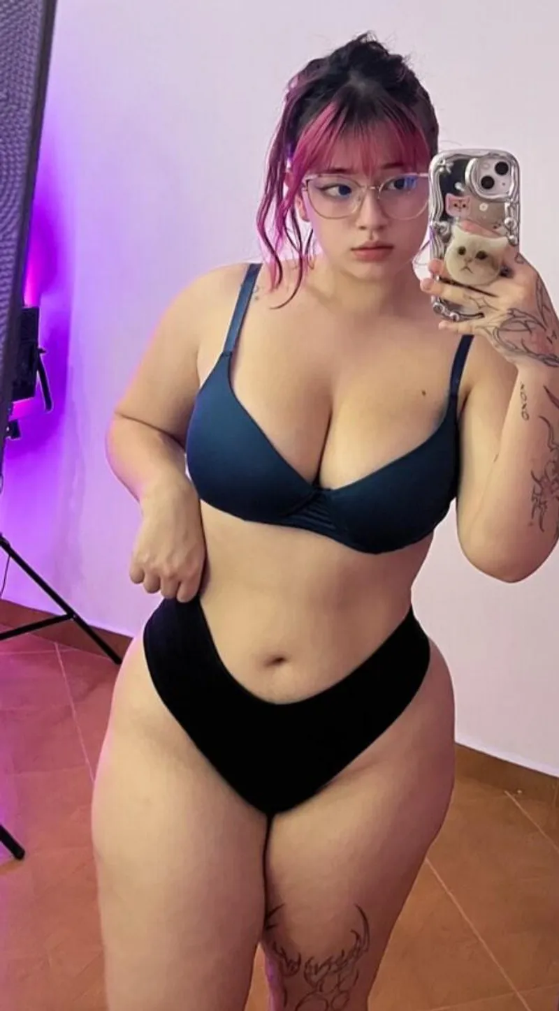 Thumbnail Cutie Vibes: HonneyBunnybun's BBW_Chubby Journey