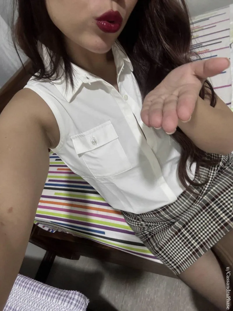 Thumbnail Satisfy Your Cravings: these lips want bites by CassandraPhase