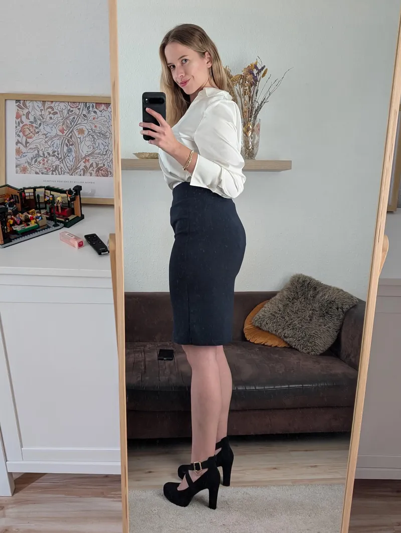Thumbnail Just a Tall Girl in Pencilskirt by naturalgirl_mel | Pencilskirts Category