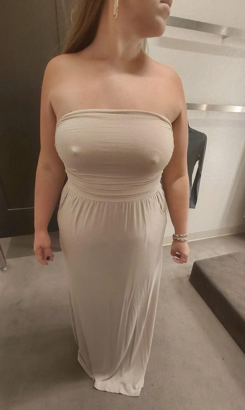 Thumbnail Exploring Dressing Room Nips: Insights from lilmouse161616