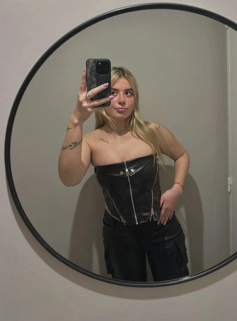 Thumbnail Cute Face, Bad Timing, LadiesInLeather Style | FrostedOrbit_29