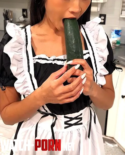 Being a charming maid is something I’d do without hesitation by sunshinemaidxo