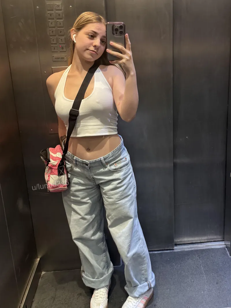 Thumbnail Braless Update: Basic Outfit Check Braless