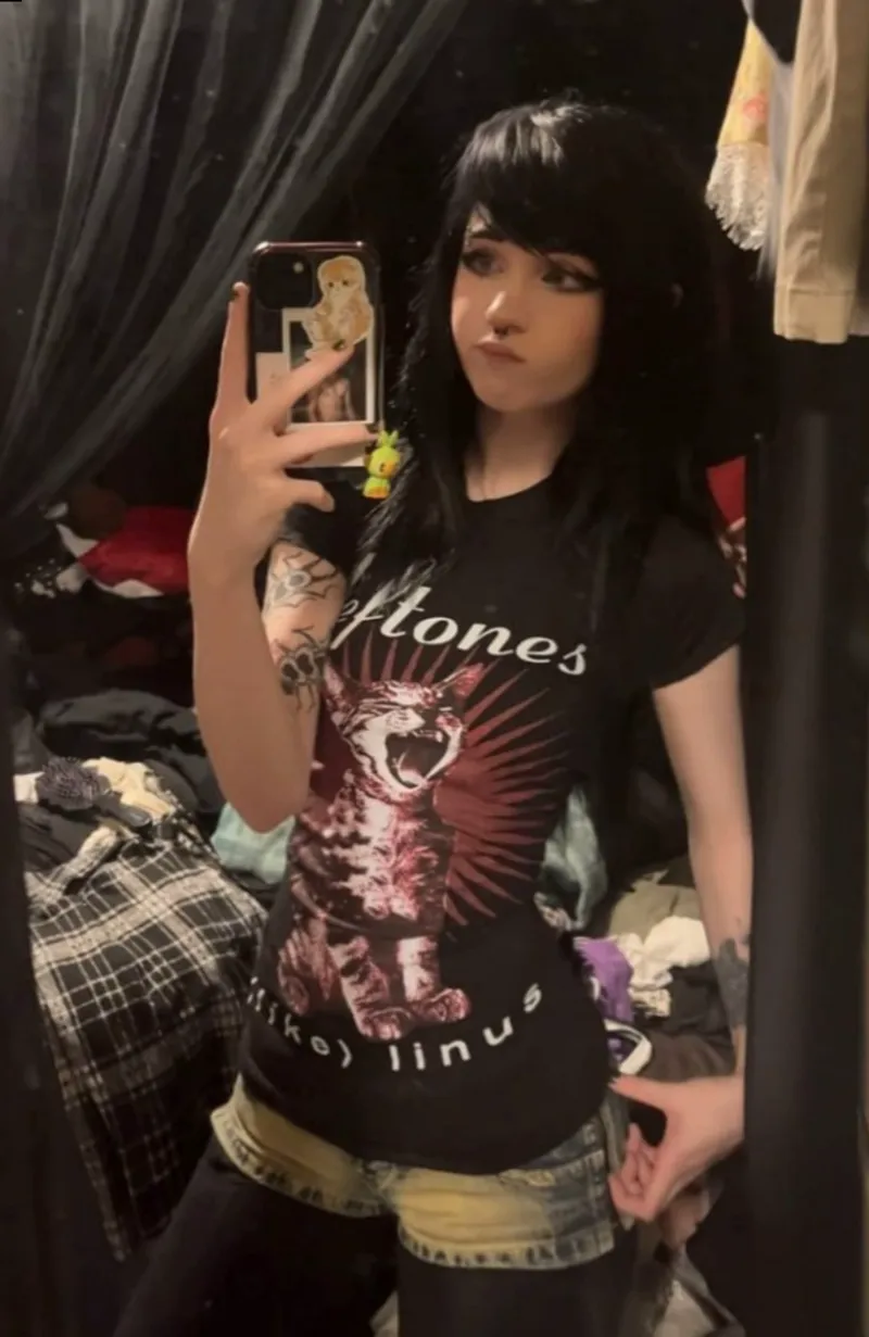 Thumbnail SoftMusexx's Playful Proposition - Rock Bands & Romance Await!