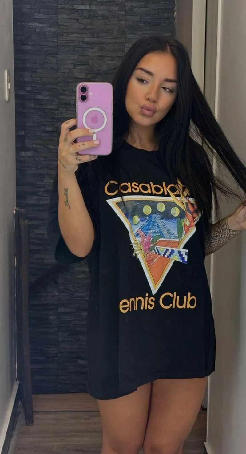 Thumbnail Effortlessly Irresistible: SereneSorceressx's barely trying | Pouting