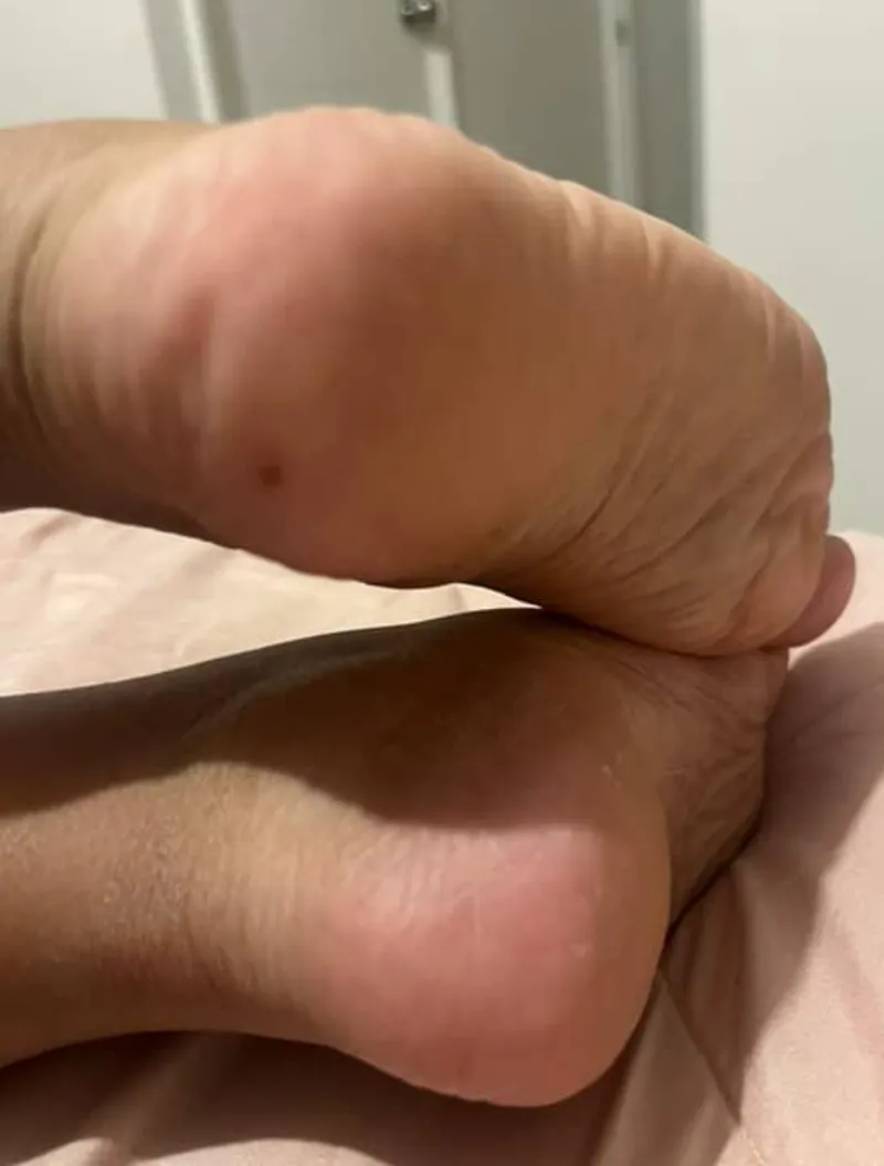 Thumbnail Moisturize My Heels: How Would You Help? - A Fetish Journey by arboldebolas