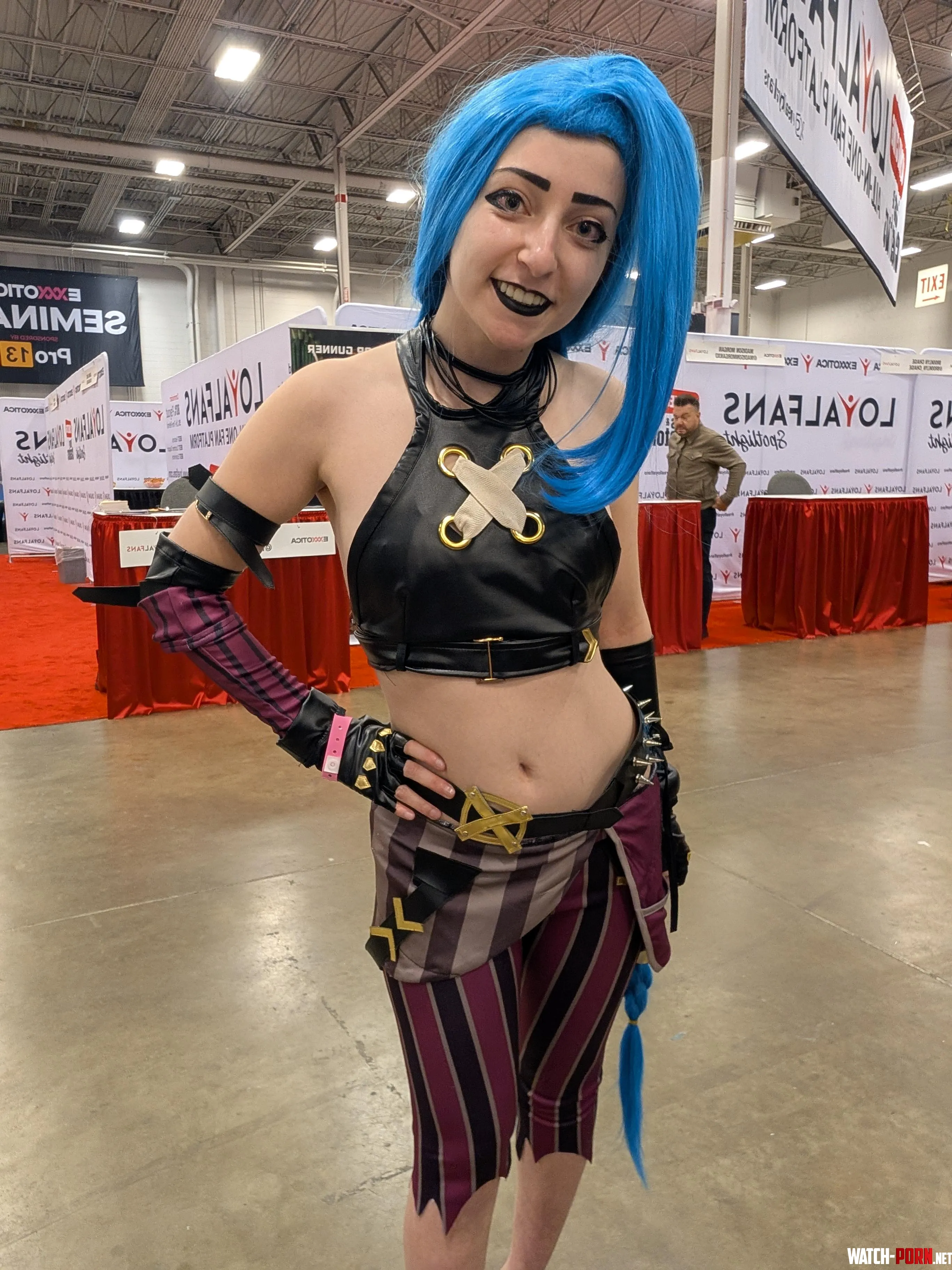 My first time cosplaying Jinx. How did I do? [F] by _mymindbreaks