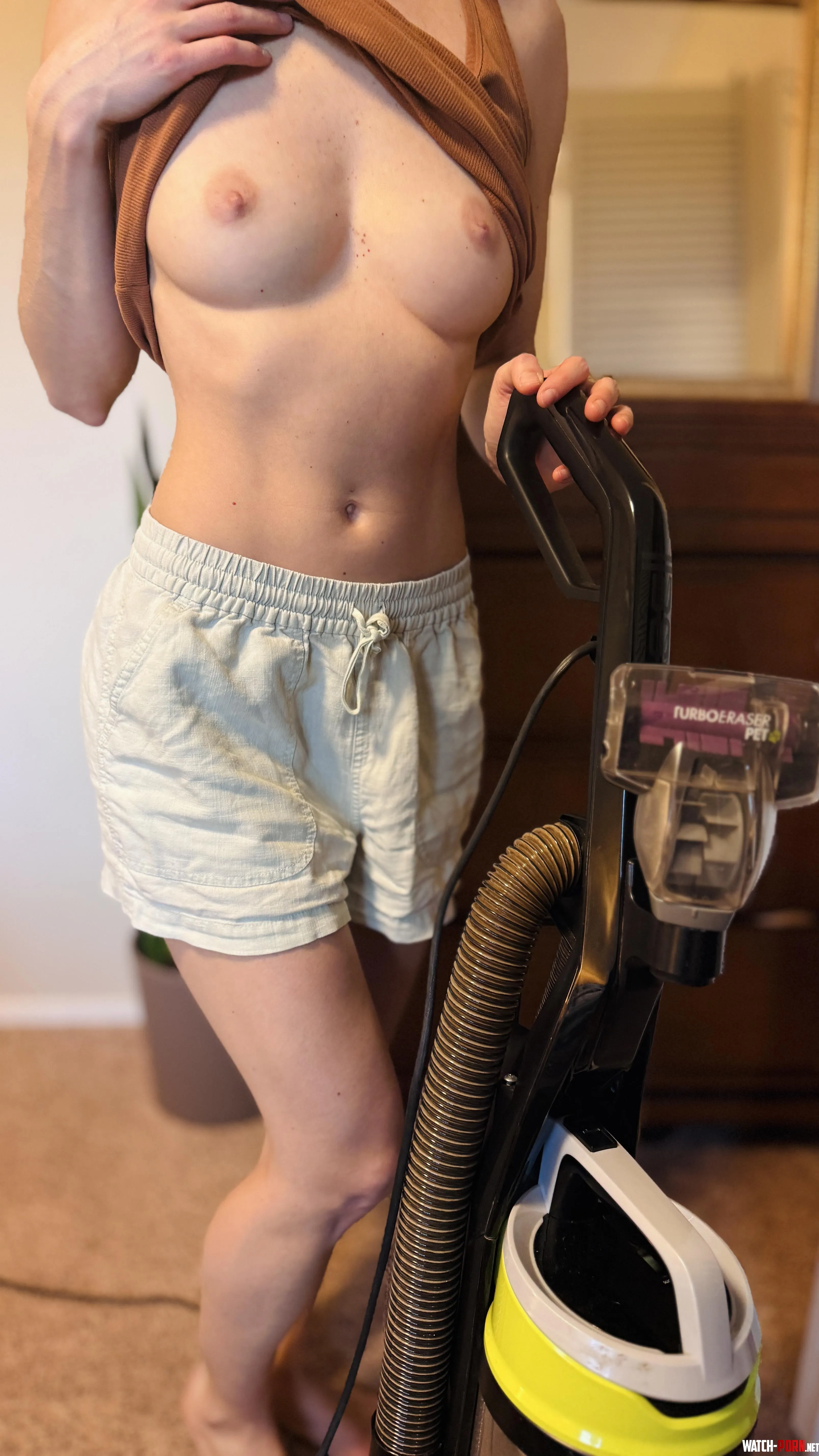 A housewife born to suck by honeyhandsxo