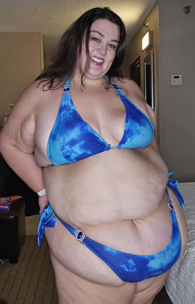 Thumbnail Swim with Me: Dive into Adventure with curvaliciouscupcake in SSBBW