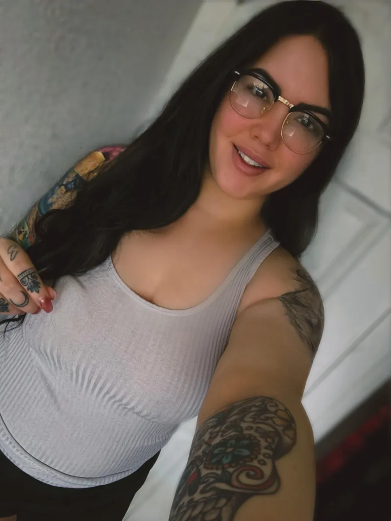 Thumbnail Native American, White | Ashlyn_Tayler