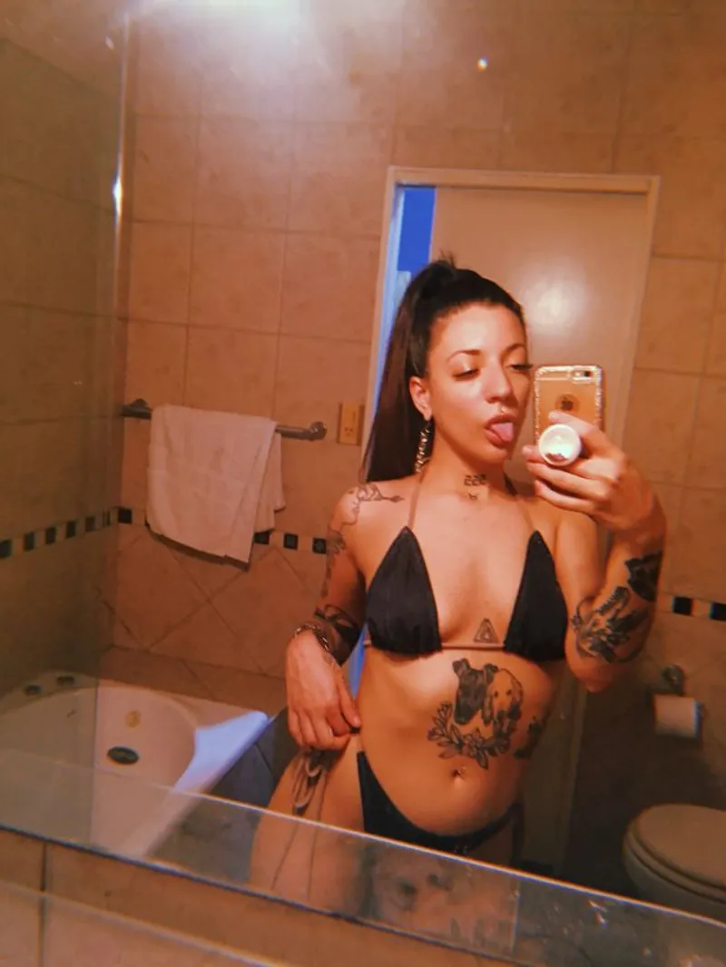 Thumbnail Confidence in Soft Skin: VyxenTemptress Story | BikiniBodies