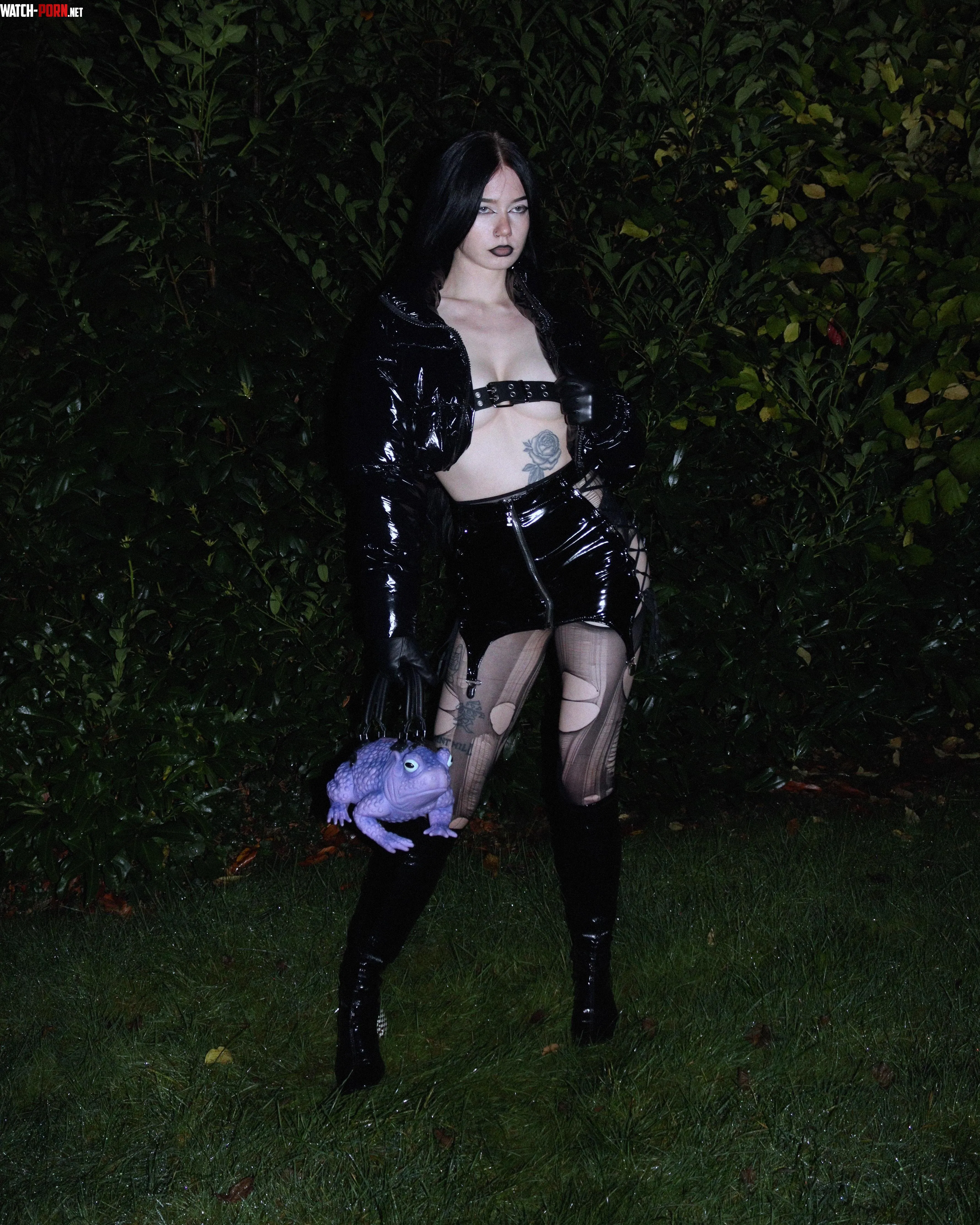 my skin is pale as a ghost, might be haunting your house at night by spicynoodle666