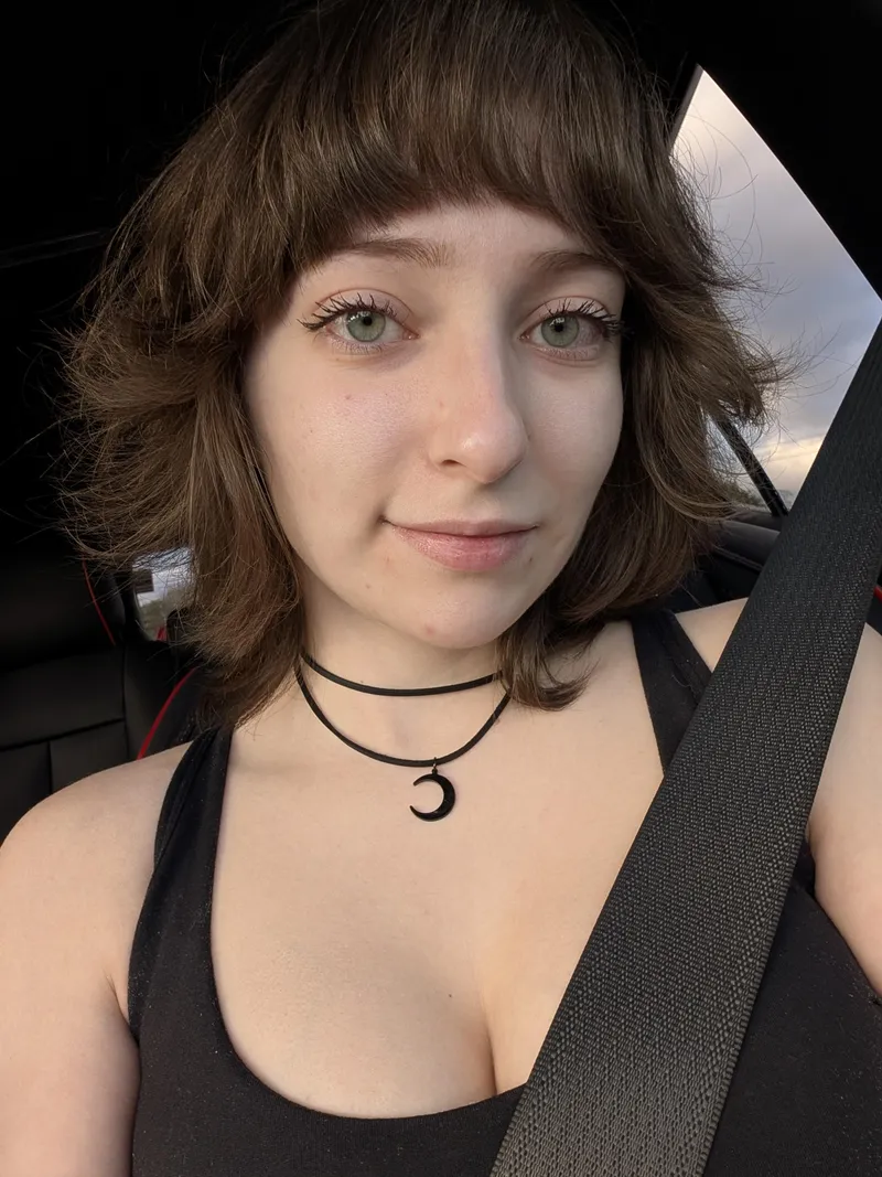 Thumbnail Road Trip Romance: Join _mymindbreaks on an Adventure