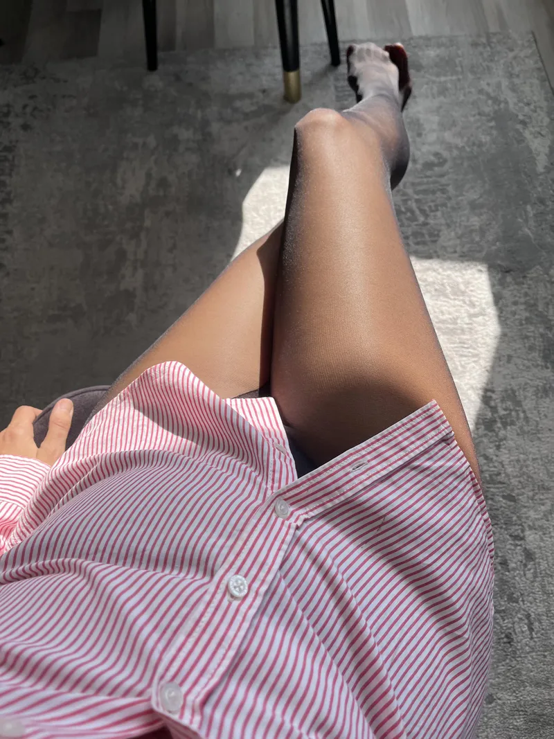 Thumbnail Treat Yourself: Indulge in New Pantyhose | purenylonofficial