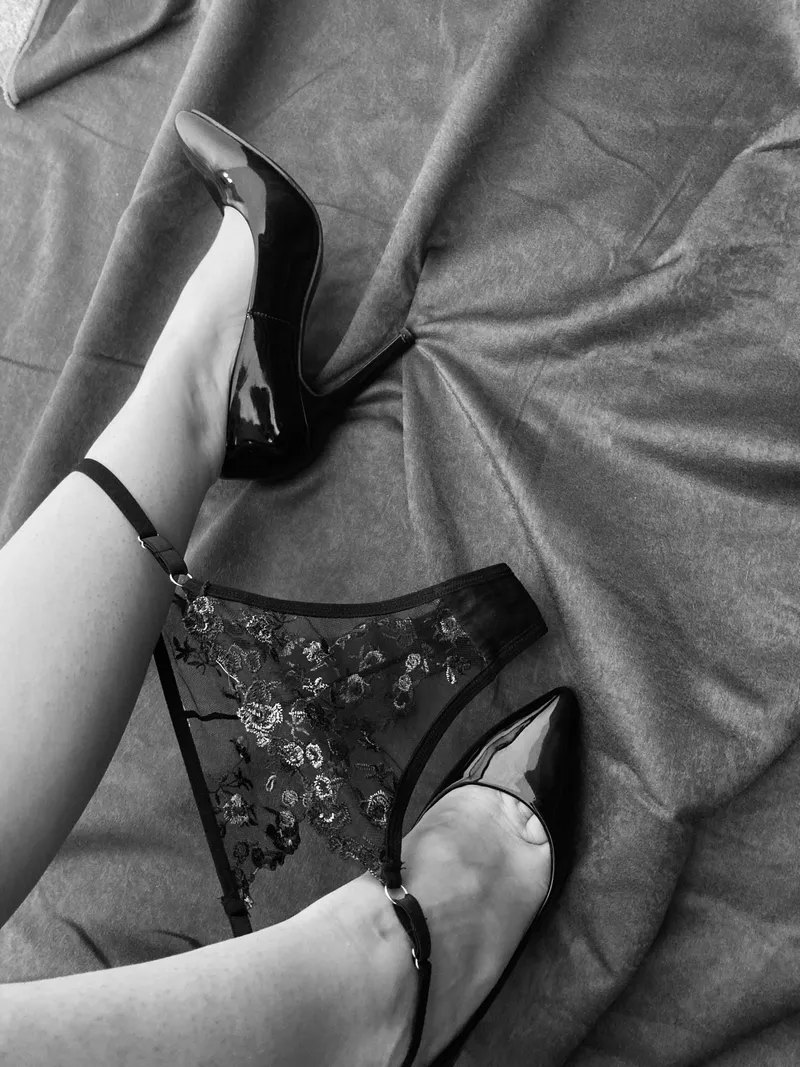 Thumbnail Burning Desire 🖤 with Lily_Violet15 | classysexy