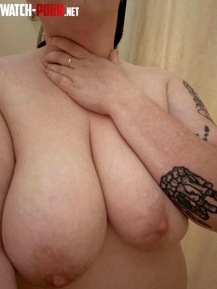 Cum choke me and suck on my titties daddy 💋😻 by OkCopy1789
