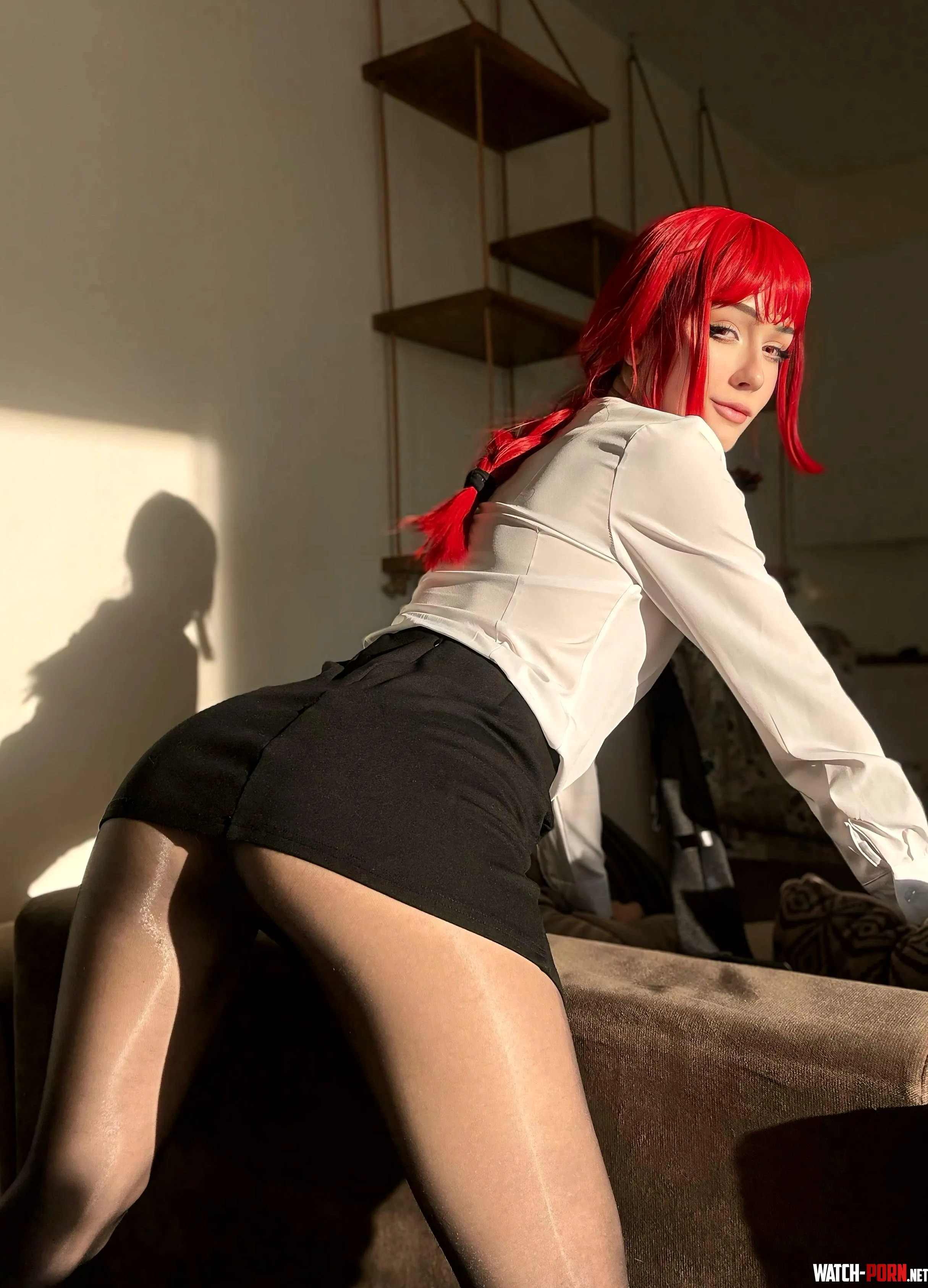 Makima knows obedience looks better from this angle [F] by moonrose14