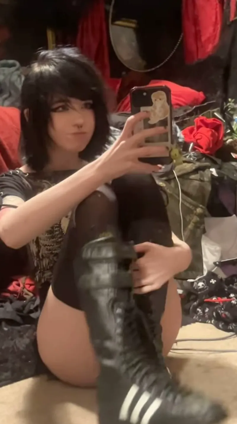 Thumbnail name your top 3 metal band and let’s see if u pass by FlirtyGlare