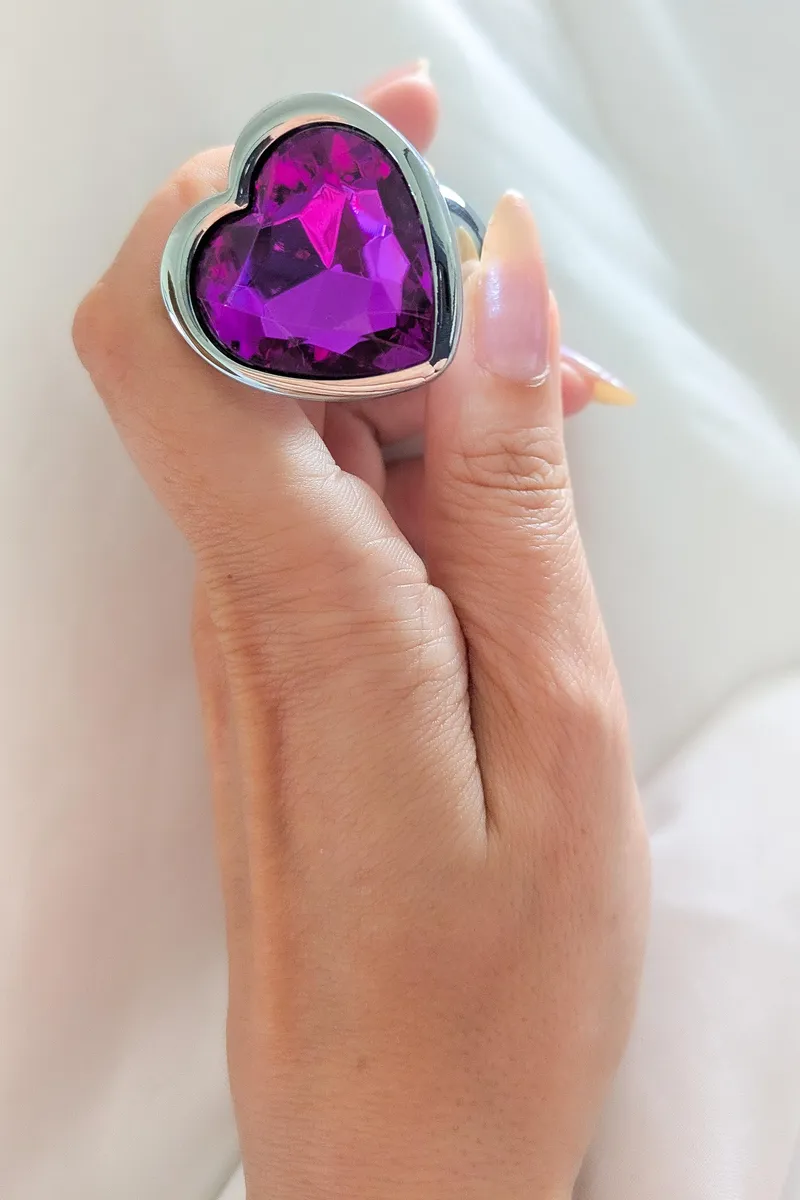 Thumbnail What is this thing? Found it in my nightstand 🫣🤣💅 by BareButPolished