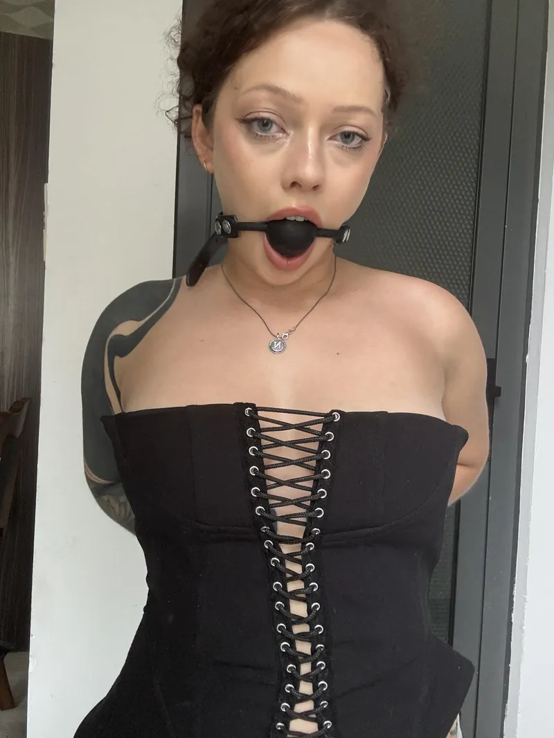 Thumbnail Keeping Silence: The Command for Your Pleasure | BDSMGW