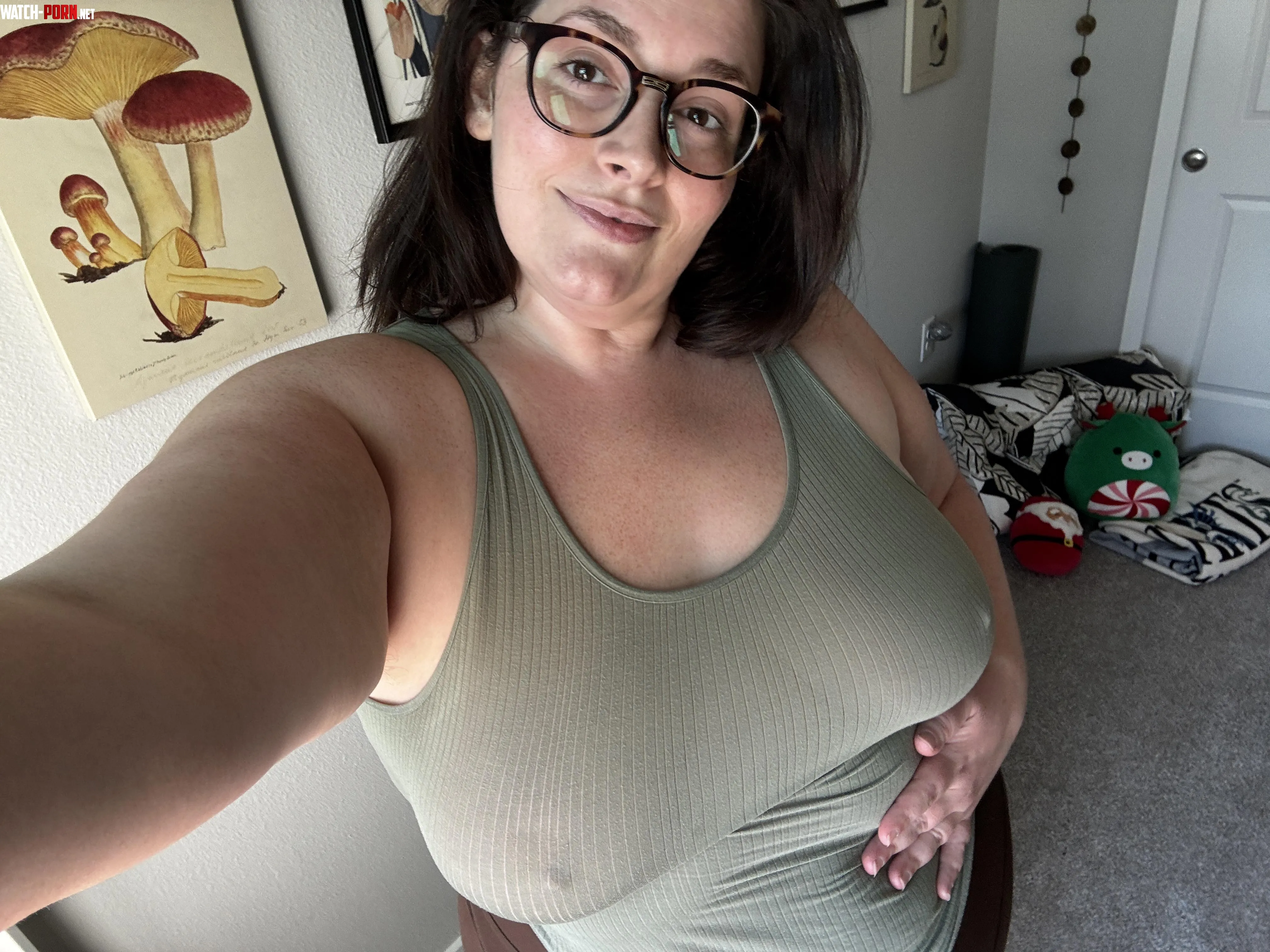 is the top too tight or just right? by lunaxthicky