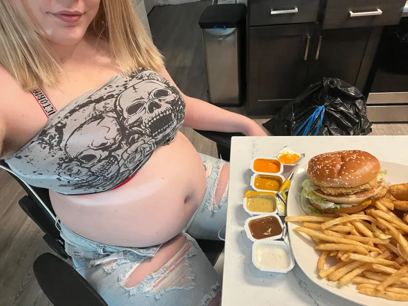 Thumbnail I love when it’s treat time! 💖 by tiffmcintosh