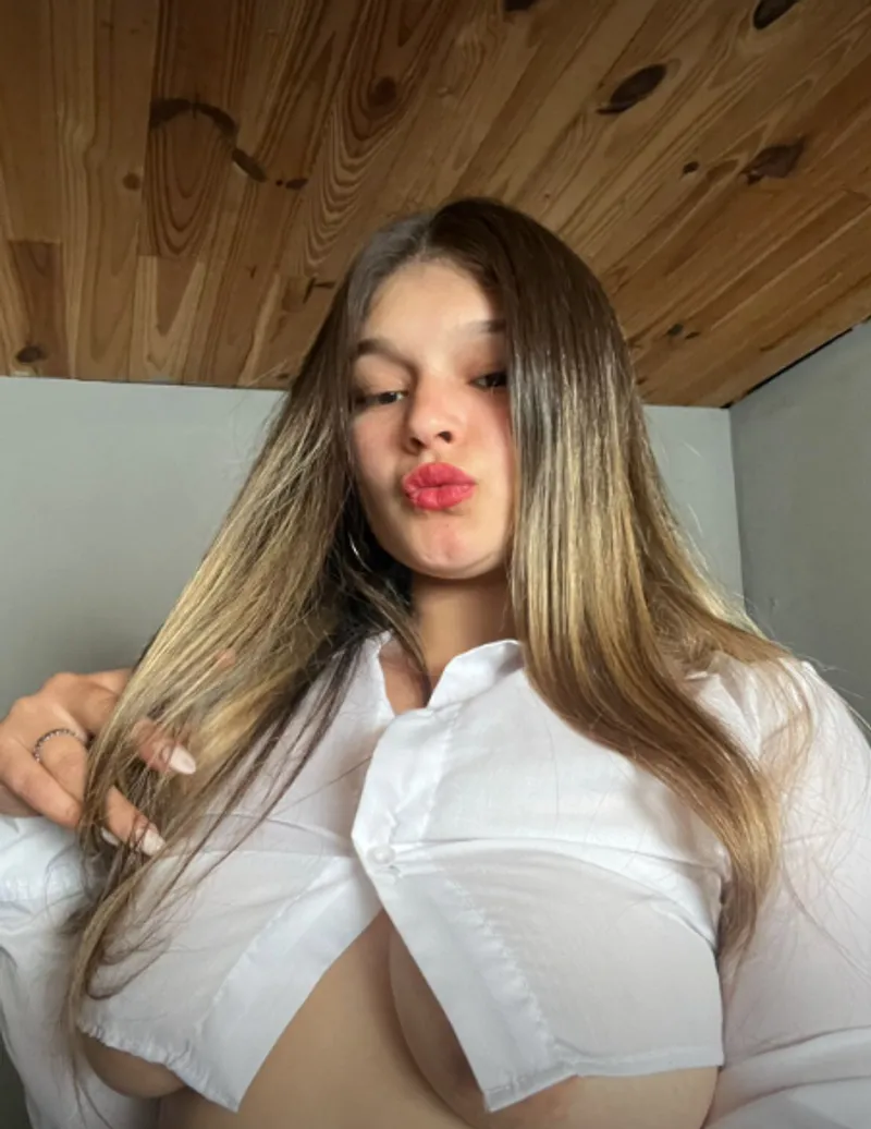 Thumbnail I have more to show you. 😈 by MaayaObrien84