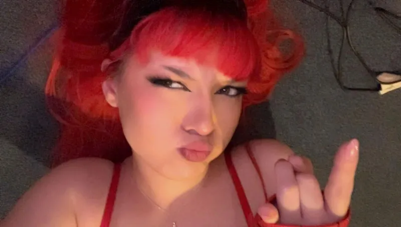 Thumbnail Stay and Explore the Depths of Desire!