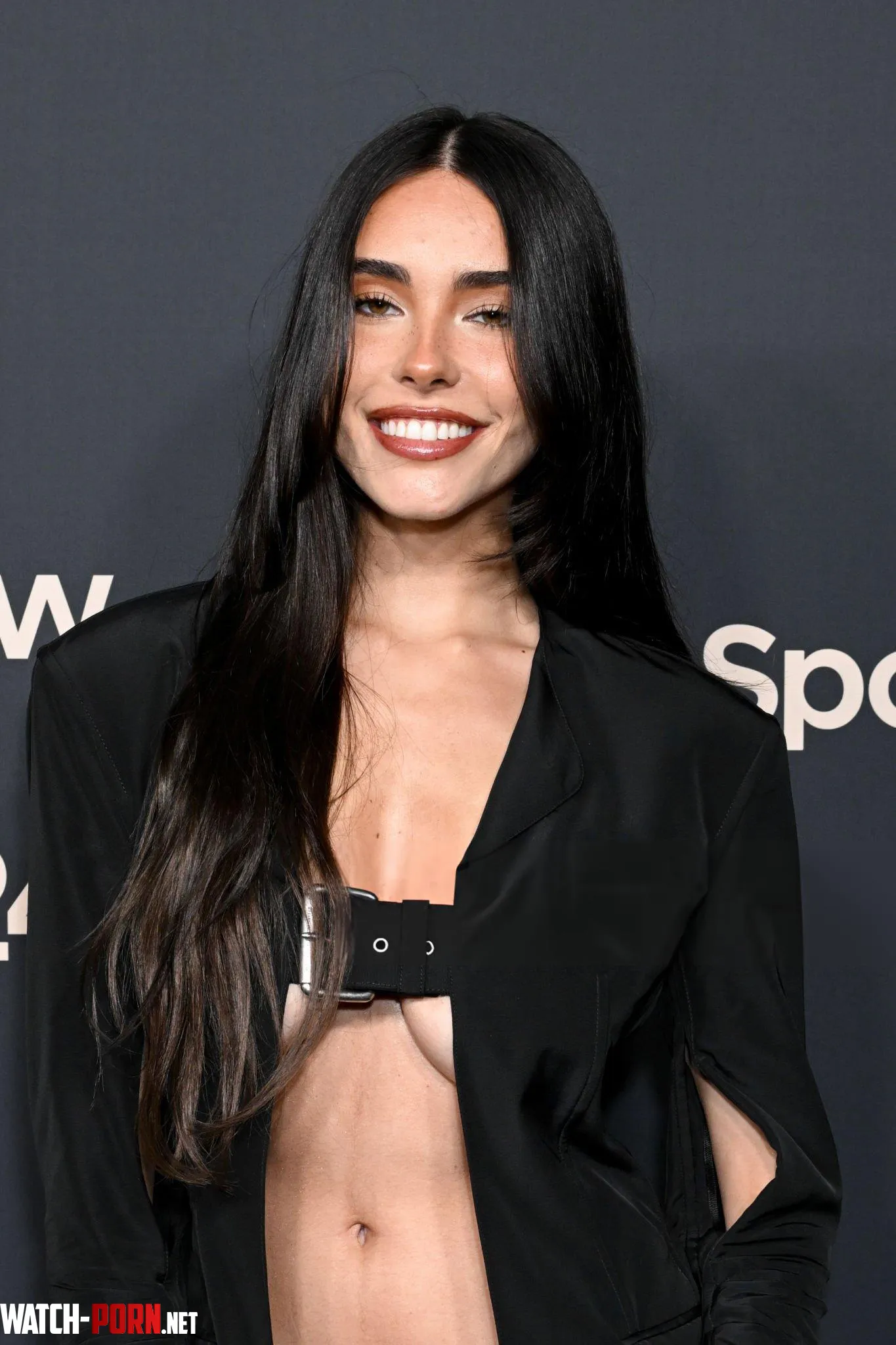 Madison Beer by OldDark96