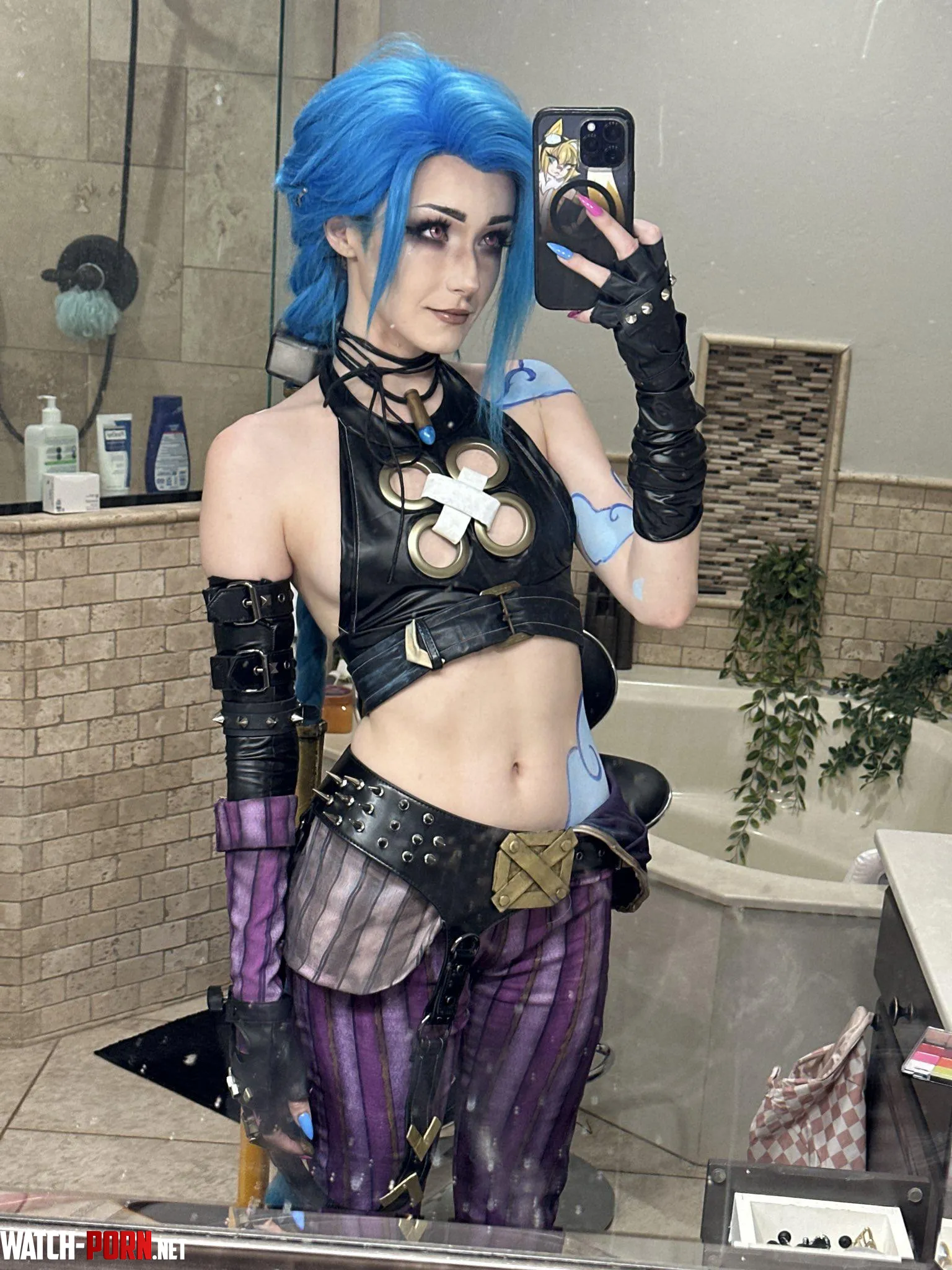 Jinx by (Kawaiiqueen) [League Of Legends] by JiniBean