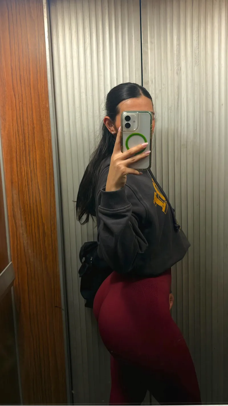 Thumbnail FitnessViccy Asks: Gym Visit Today? 21f | ThickFit