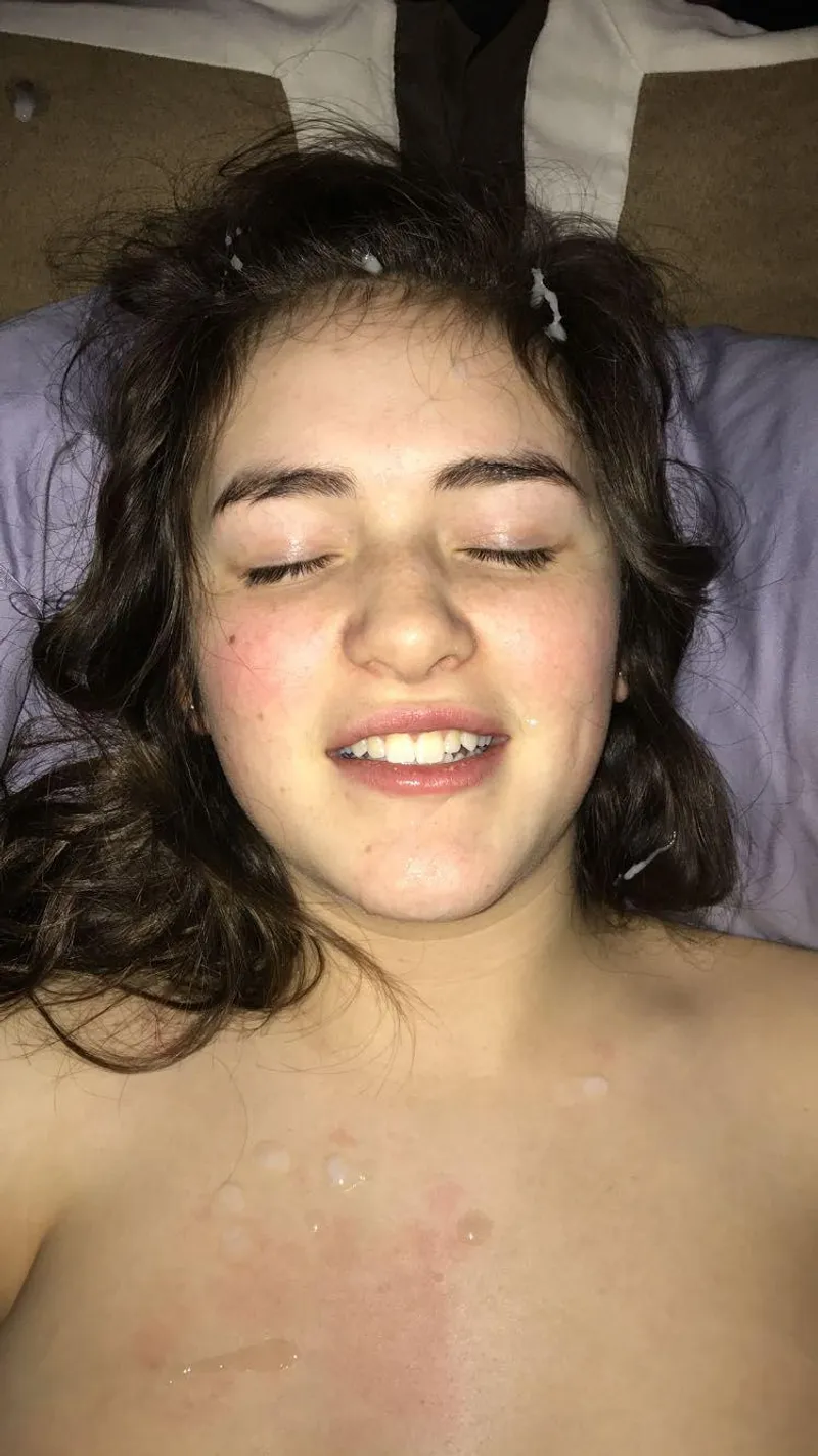 Thumbnail Confessions of a Woman Who Enjoys Others' Cum