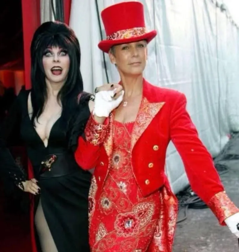 Thumbnail Cassandra Peterson and Jamie Lee Curtis in the Celeb Scene | icecreampaintjob011