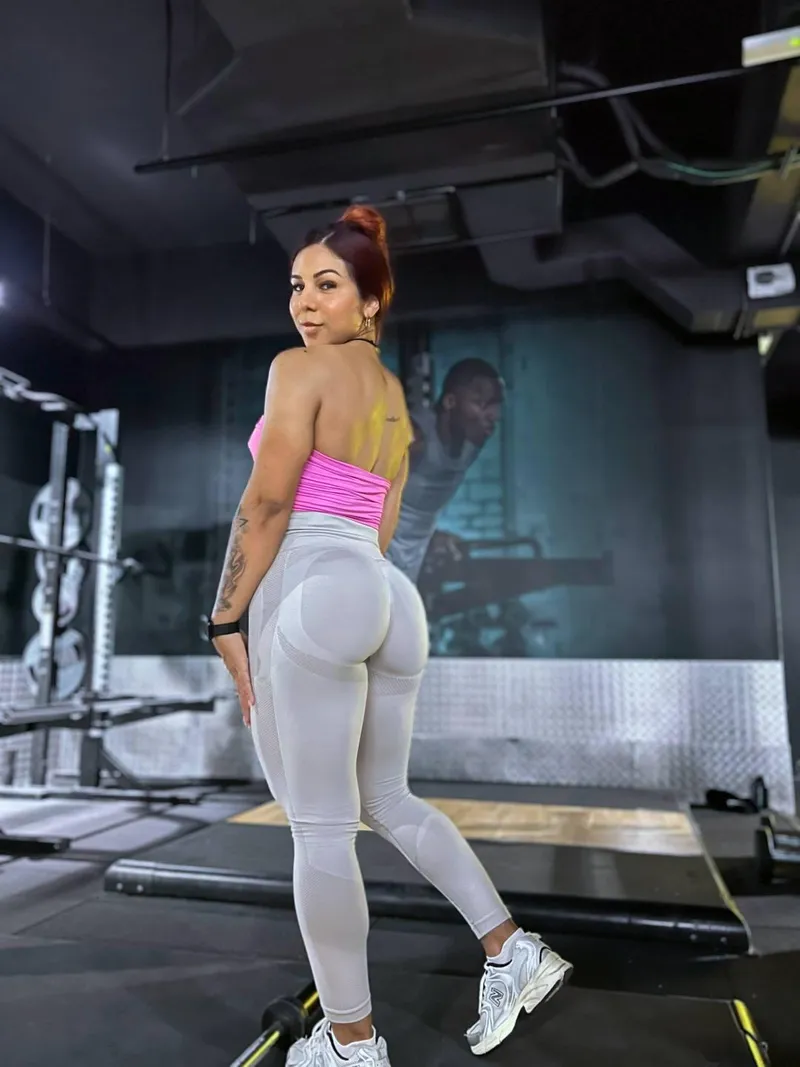 Thumbnail Real-Diver8010 Shares a Preview Before Gym Session | ThickFit