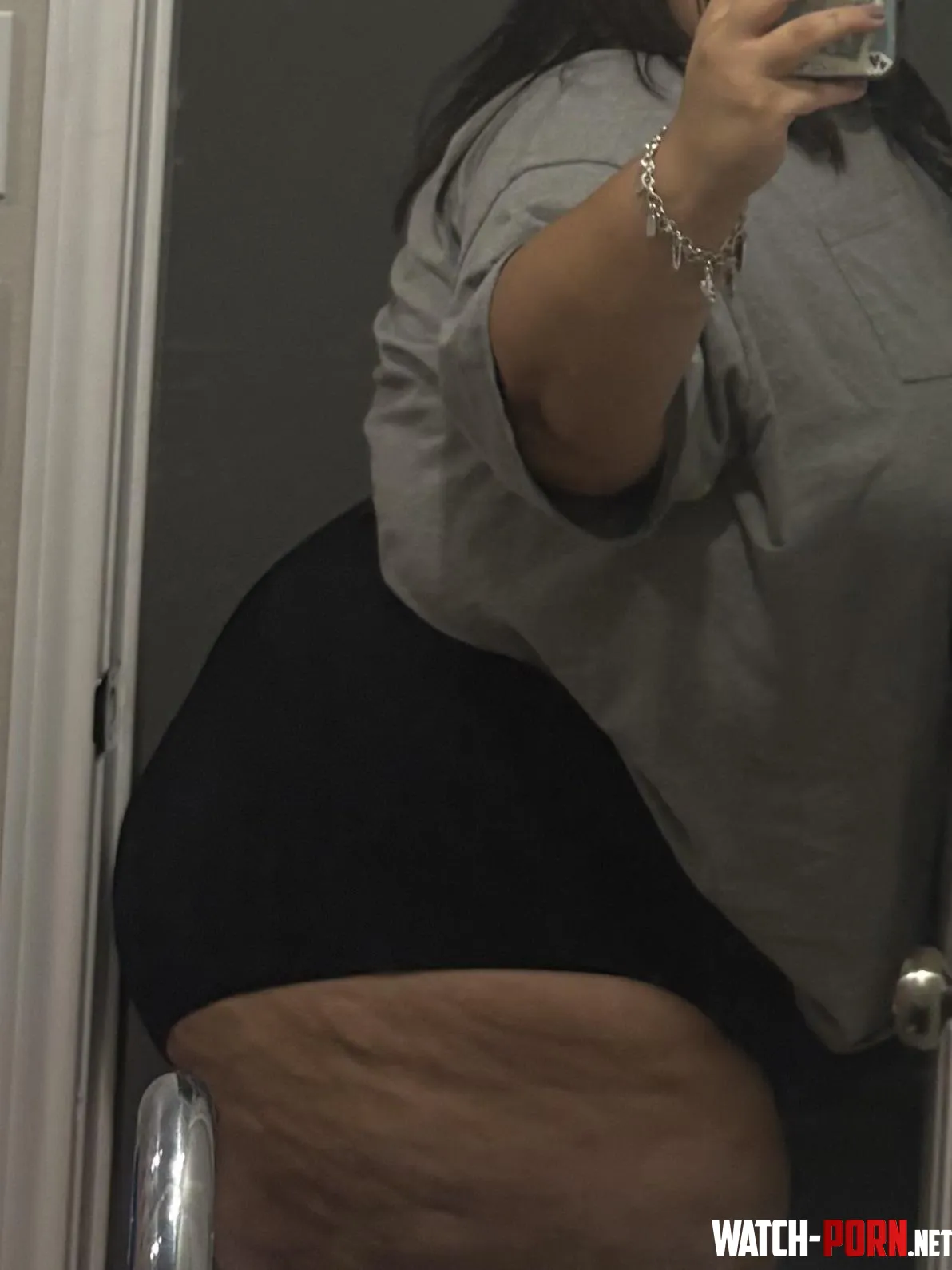 Sexy ass fat girl 😋😋😋 by Mllanas15