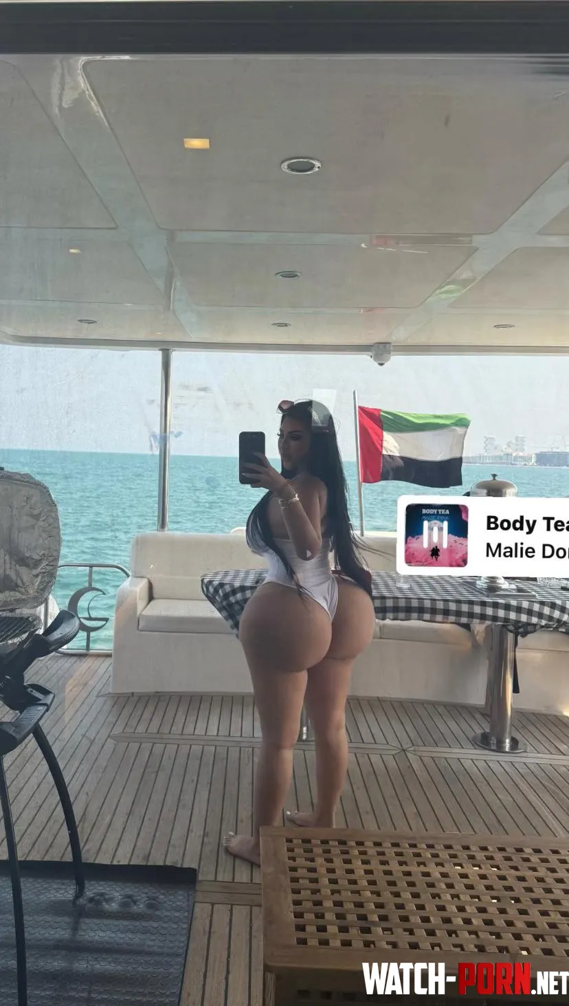 Magnificent by fjsenfr43nr34