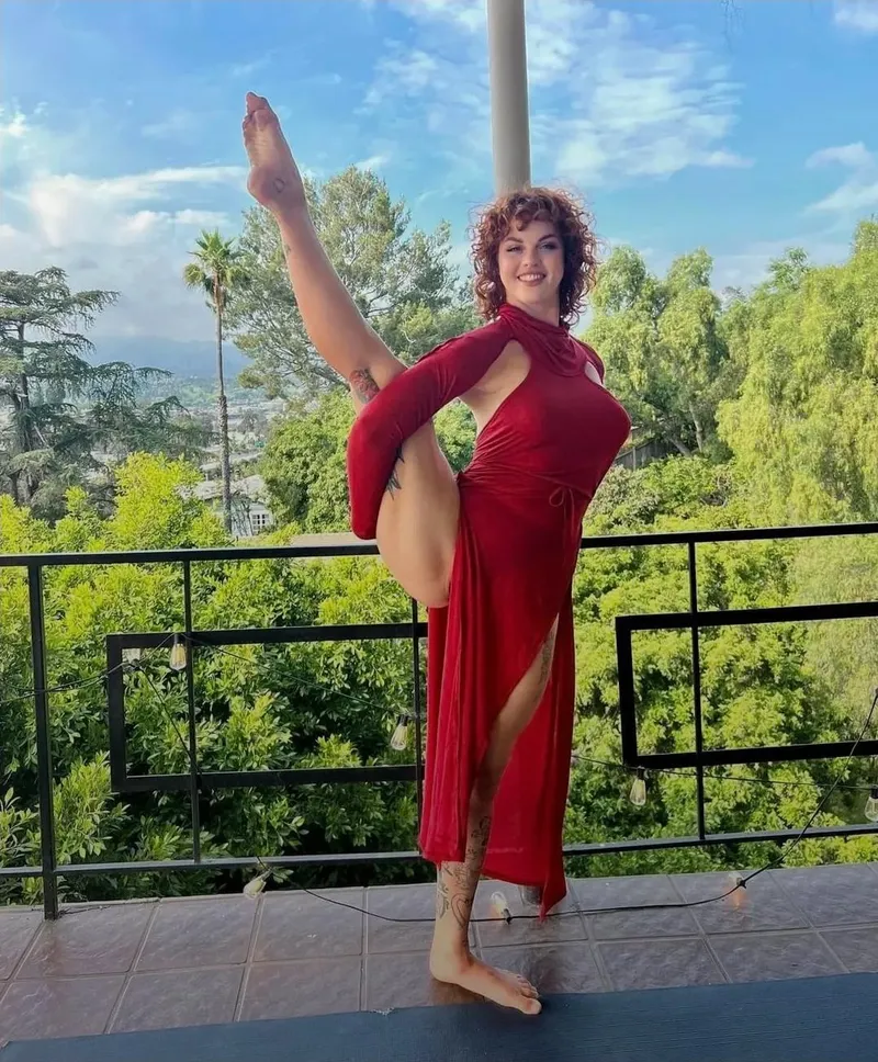 Thumbnail Sensational Sidney Summers Unveiled by slypumpkin26 | Category: Classy Pornstars