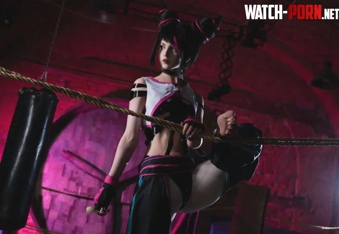 Juri Han (mollb_cosplay) [Street fighter] by e1lie_grau