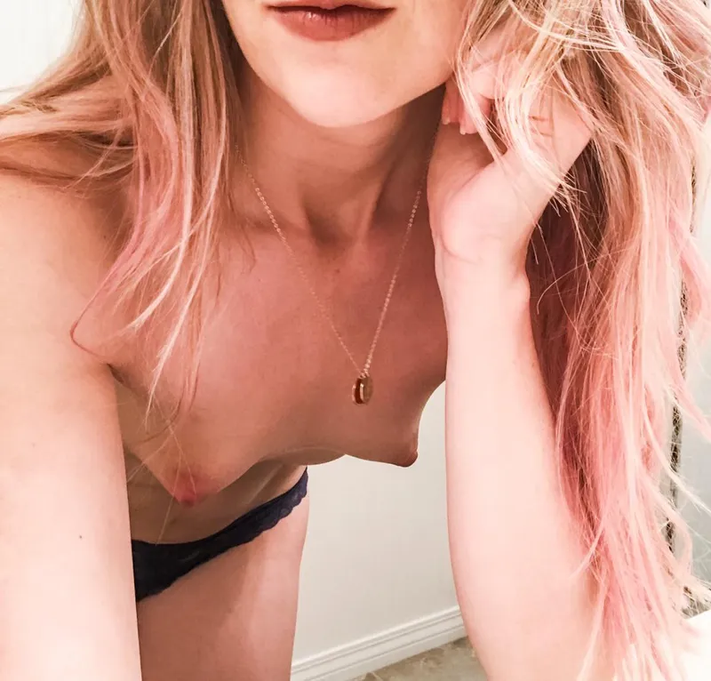 Thumbnail Flat Chest Dilemma: Natural or Enhanced for Love? | Katiescanlon_